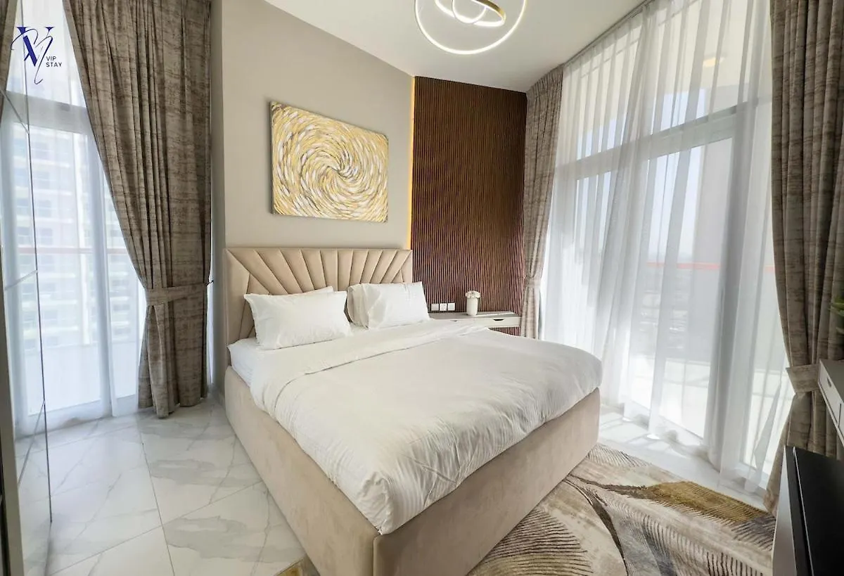 Apartment Luxurious 2-Bedroom Haven Dubai