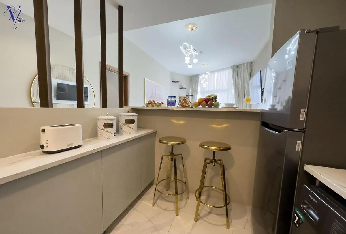 Luxurious 2-Bedroom Haven Dubai 0*,