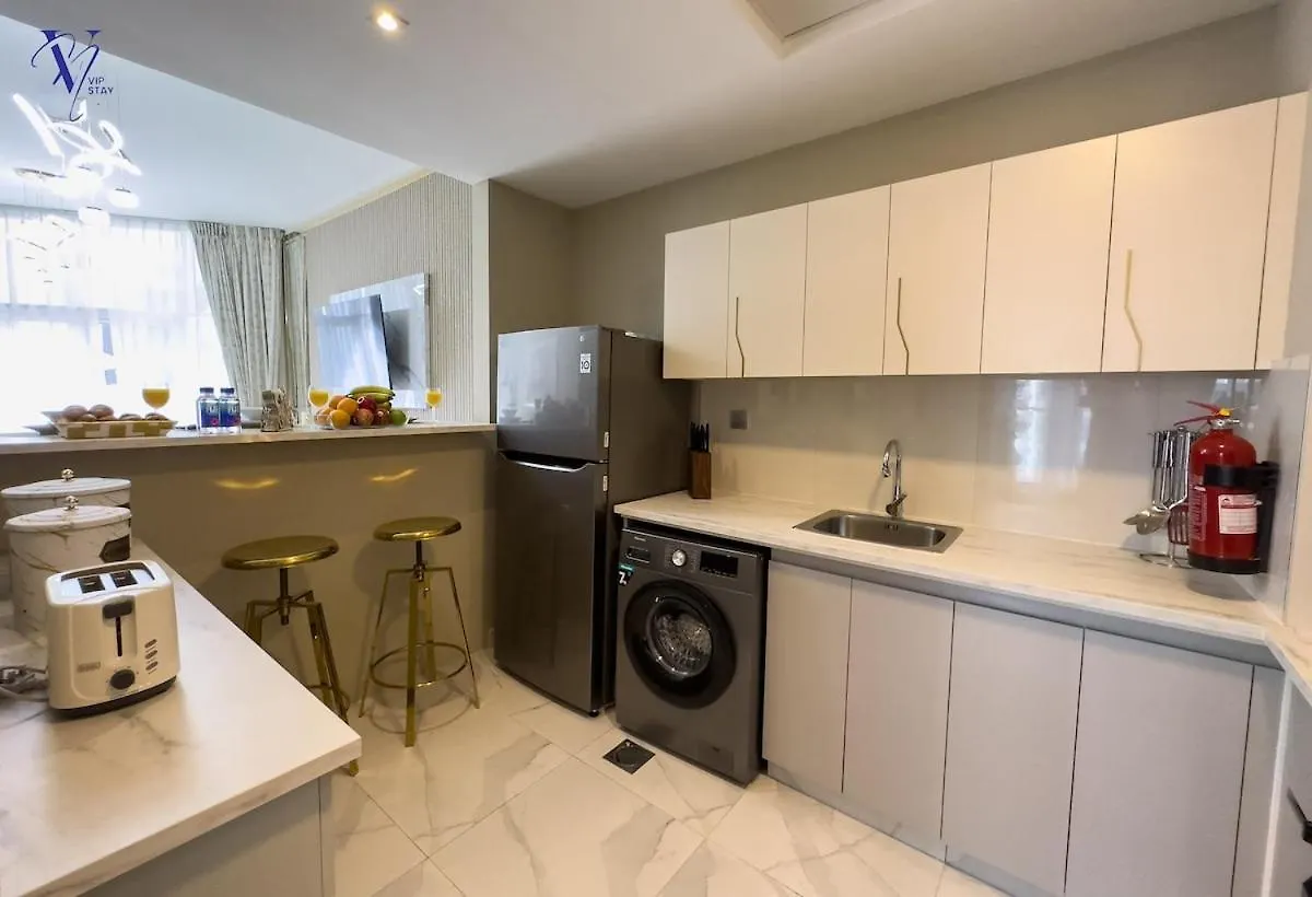 Luxurious 2-Bedroom Haven Dubai Apartment